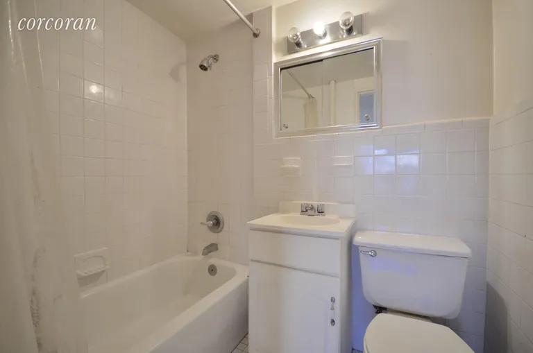 New York City Real Estate | View 222 East 75th Street, 5C | room 2 | View 3