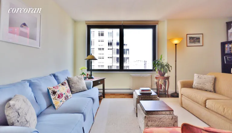 New York City Real Estate | View 1623 Third Avenue, 33F | room 1 | View 2