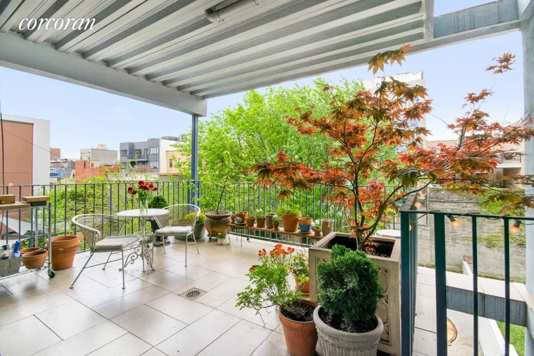 New York City Real Estate | View 802 Dean Street, 302 | 2 Beds, 1 Bath | View 1