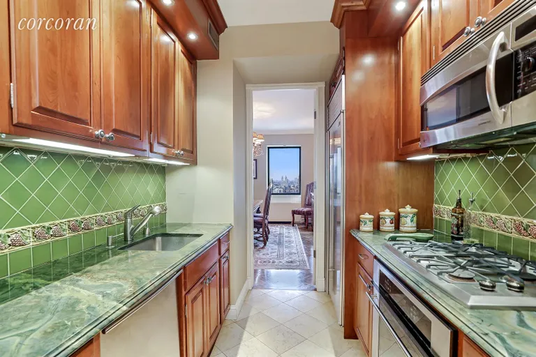 New York City Real Estate | View 530 East 76th Street, PH34-35CD | Kitchen | View 3