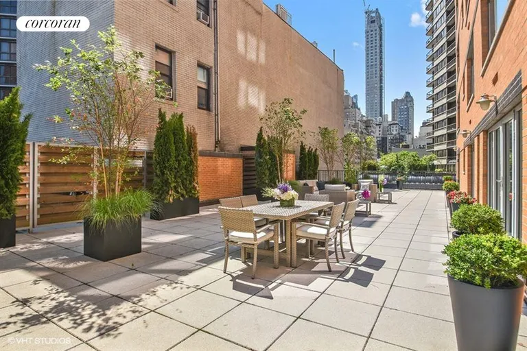 New York City Real Estate | View 200 East 62Nd Street, 3D | room 2 | View 3