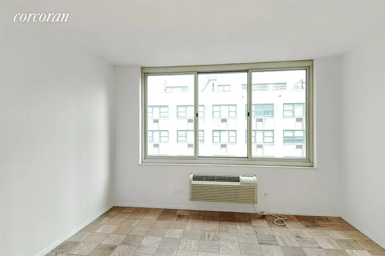 New York City Real Estate | View 333 East 45th Street, 10C | Bedroom | View 3