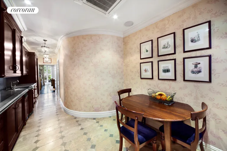 New York City Real Estate | View 14 Sutton Square | room 4 | View 5