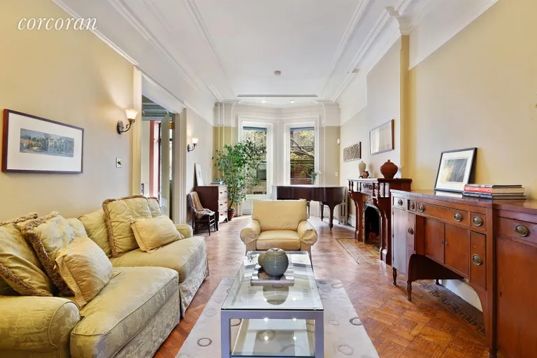 New York City Real Estate | View 101 Lincoln Place, 2 | Living Room | View 2