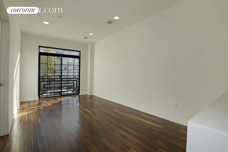 New York City Real Estate | View 533 Rutland Road | room 3 | View 4