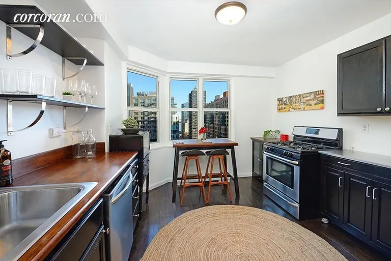 New York City Real Estate | View 155 EAST 34TH STREET, 19D | room 4 | View 5