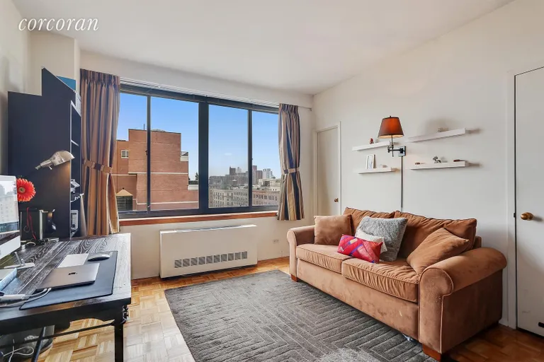 New York City Real Estate | View 250 West 89th Street, PH3C | 2nd Bedroom | View 6