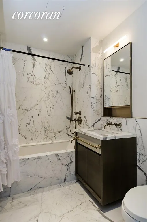 New York City Real Estate | View 305 East 51st Street, 20C | Bathroom | View 4