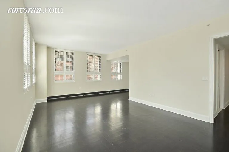 New York City Real Estate | View 170 East End Avenue, 2D | room 9 | View 10