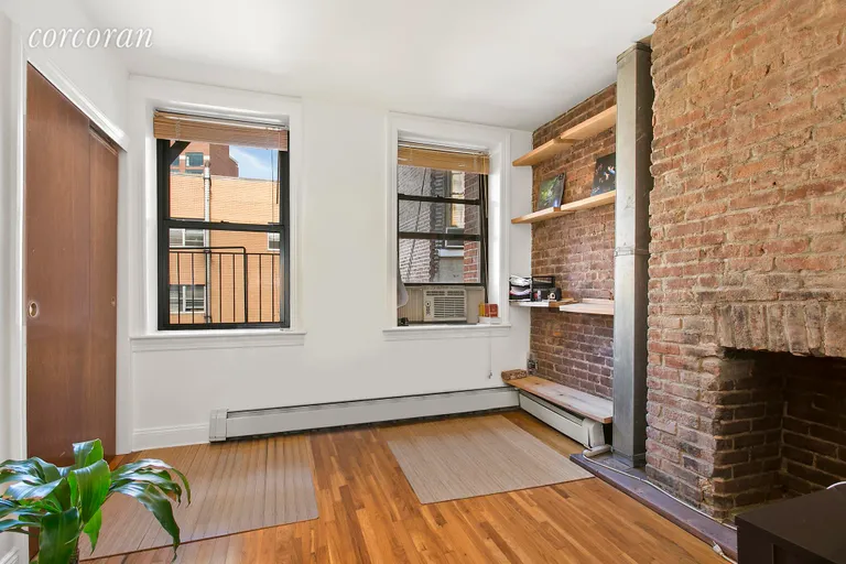 New York City Real Estate | View 243 Mulberry Street, 4R | 2 | View 8