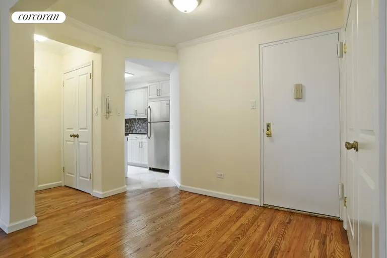 New York City Real Estate | View 385 East 16th Street, 5B | Large foyer | View 3