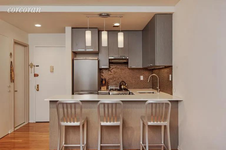 New York City Real Estate | View 250 West 88th Street, 308 | Kitchen | View 6
