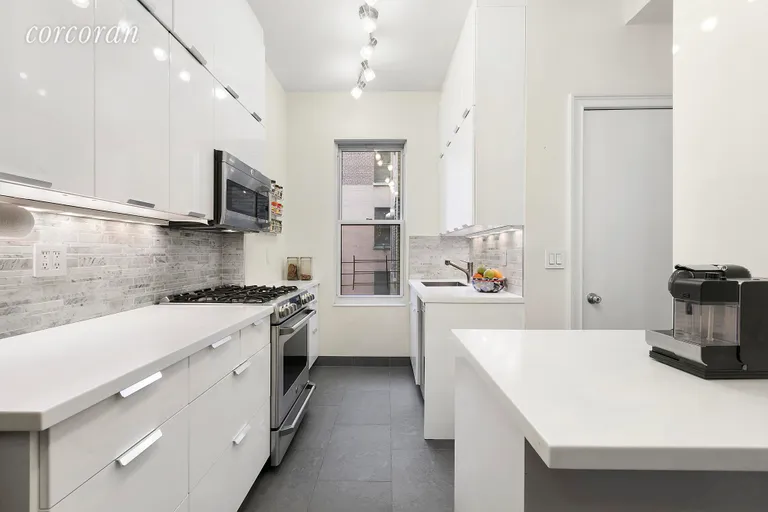 New York City Real Estate | View 77 Park Avenue, 9D | Windowed Kitchen | View 3