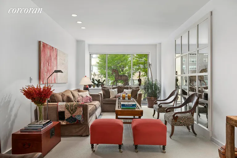 New York City Real Estate | View 201 East 80th Street, 3C | 3 Beds, 3 Baths | View 1