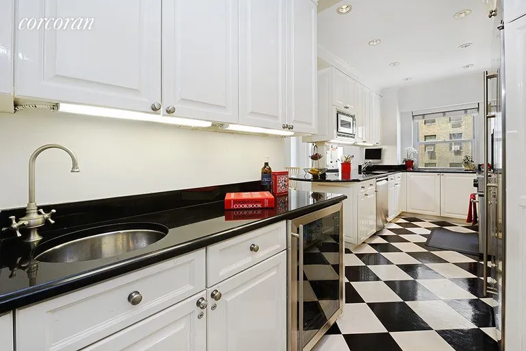 New York City Real Estate | View 40 East 88th Street, 5B | room 3 | View 4