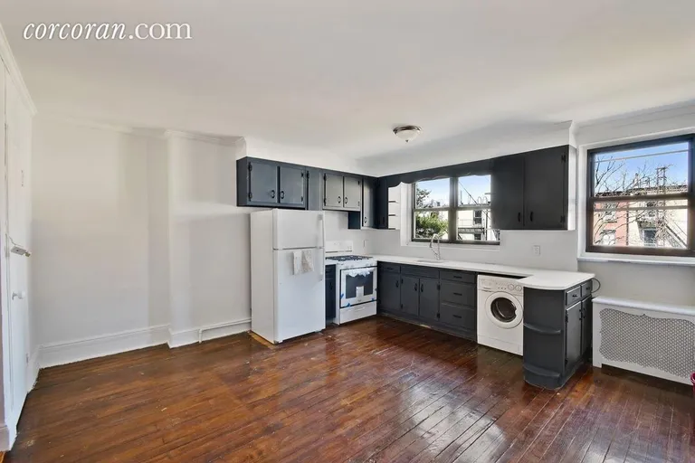 New York City Real Estate | View 633 Carroll Street, 2 | 3 Beds, 1 Bath | View 1