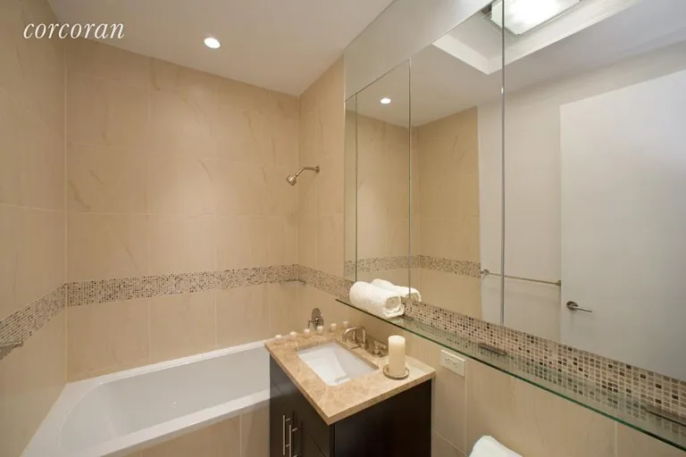 New York City Real Estate | View 325 Fifth Avenue, 15D | Bathroom | View 5