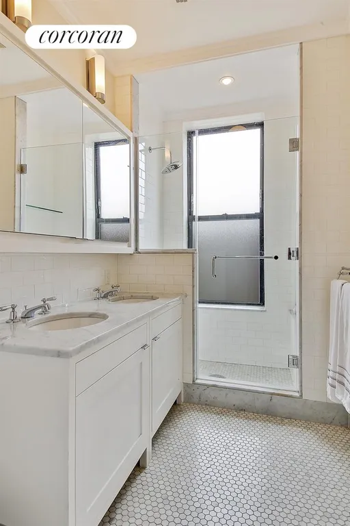 New York City Real Estate | View 326A President Street, 1 | Bathroom | View 5