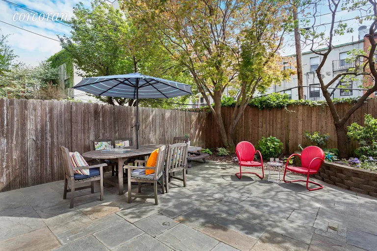 New York City Real Estate | View 164 Huntington Street, A | Over 600 SF Garden | View 10