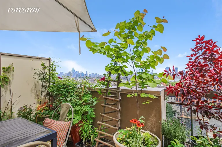 New York City Real Estate | View 500 4th Avenue, 9B | Loads of Gardening Space | View 8
