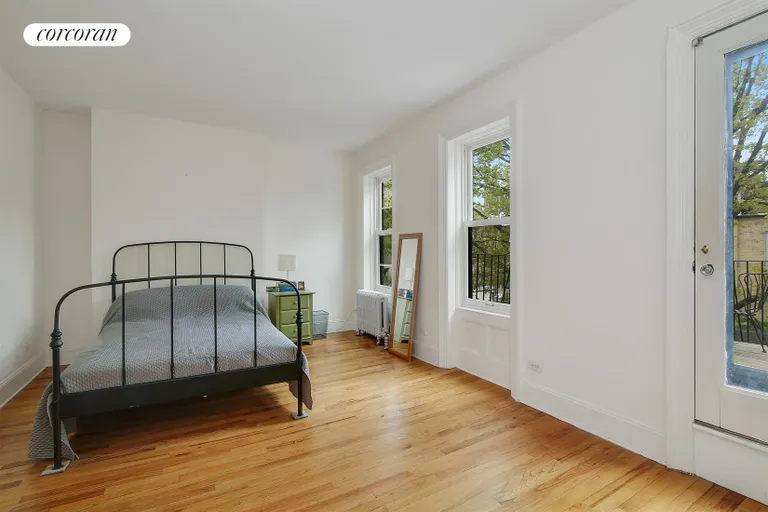 New York City Real Estate | View 634 2Nd Street, 4 | Bedroom | View 3