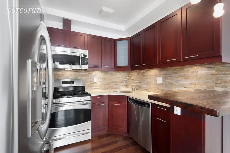 New York City Real Estate | View 607 Manhattan Avenue, 1 | Stainless Steel Appliances + Diswasher | View 3