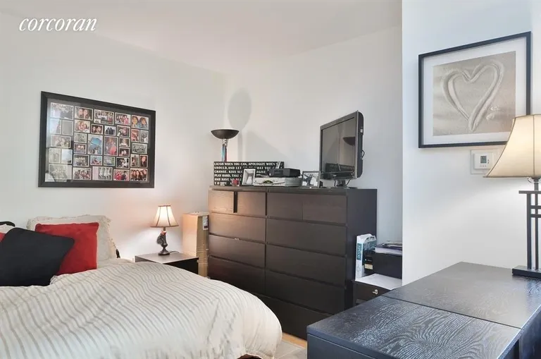 New York City Real Estate | View 205 East 85th Street, 14M | room 3 | View 4