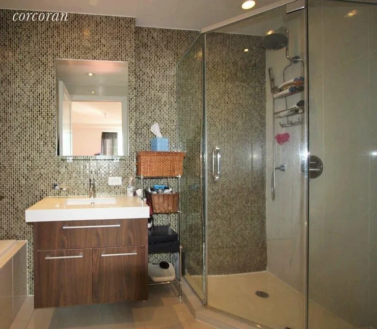 New York City Real Estate | View 301 West 115th Street, 6B | Ensuite Master Bath | View 5