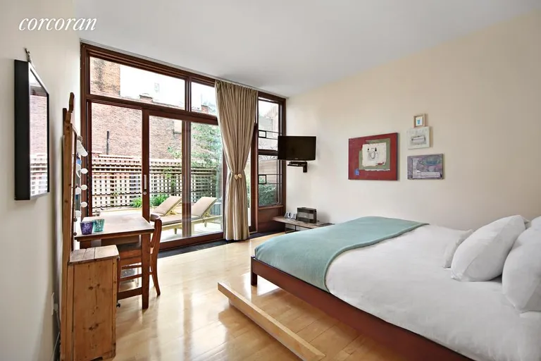 New York City Real Estate | View 363 Greenwich Street, 4A | room 2 | View 3