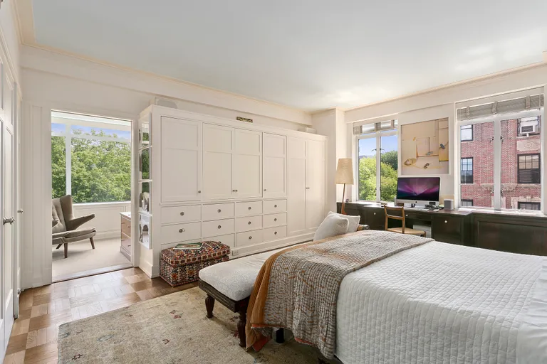 New York City Real Estate | View 115 Central Park West, 6C | 5 | View 11