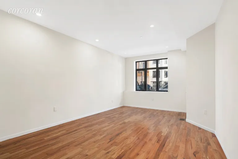 New York City Real Estate | View 229 Cornelia Street | room 4 | View 5