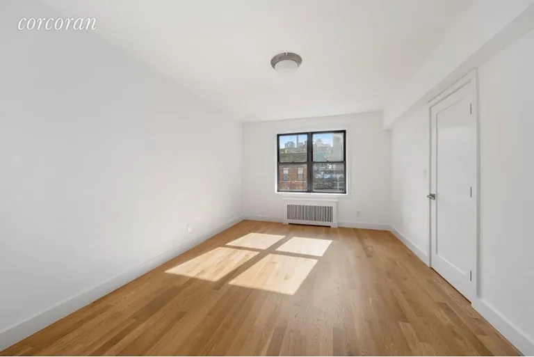 New York City Real Estate | View 505 East 82nd Street, 6D | room 7 | View 8