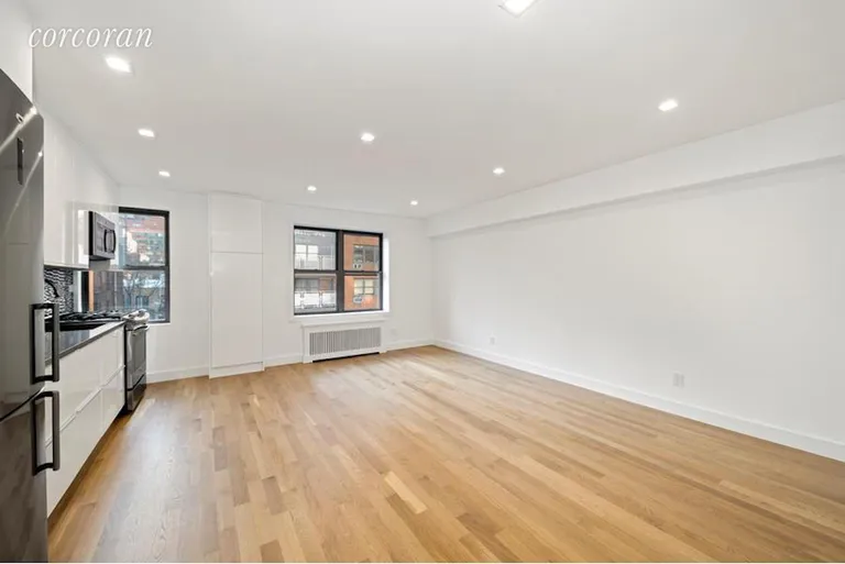 New York City Real Estate | View 505 East 82nd Street, 6D | room 9 | View 10