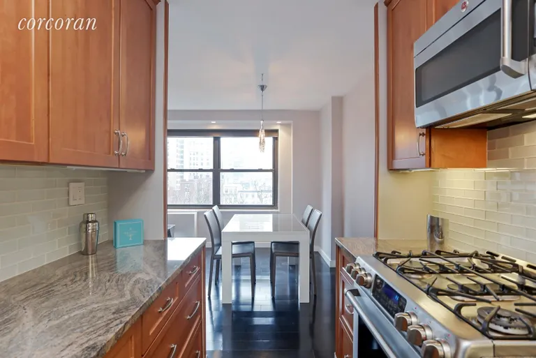 New York City Real Estate | View 180 West End Avenue, 8A | Kitchen / Dining Room | View 5