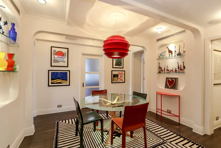 New York City Real Estate | View 60 Gramercy Park North, 14B | Dining Foyer | View 4