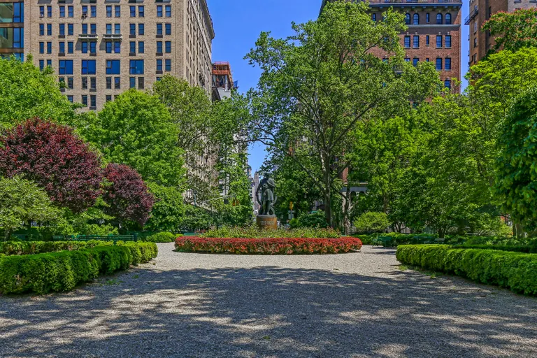 New York City Real Estate | View 60 Gramercy Park North, 14B | A Key to Gramercy Park | View 14