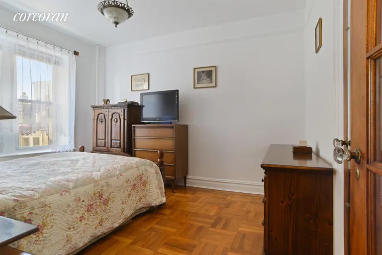 New York City Real Estate | View 549 41st Street, 2D | Bedroom | View 3