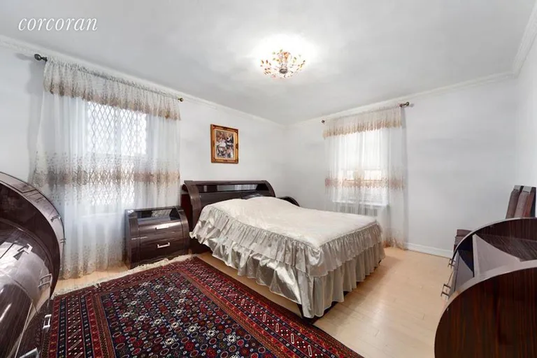 New York City Real Estate | View 1119 Ocean Parkway, 1A | room 3 | View 4