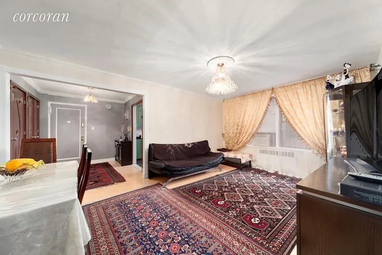 New York City Real Estate | View 1119 Ocean Parkway, 1A | room 5 | View 6