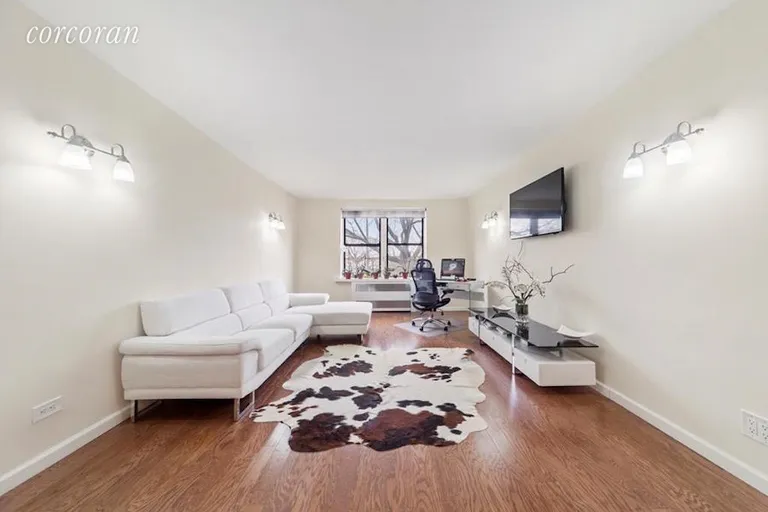 New York City Real Estate | View 1119 Ocean Parkway, 1A1B | 4 Beds, 2 Baths | View 1