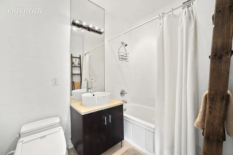 New York City Real Estate | View 59 Hawthorne Street, 3B | Bathroom | View 3