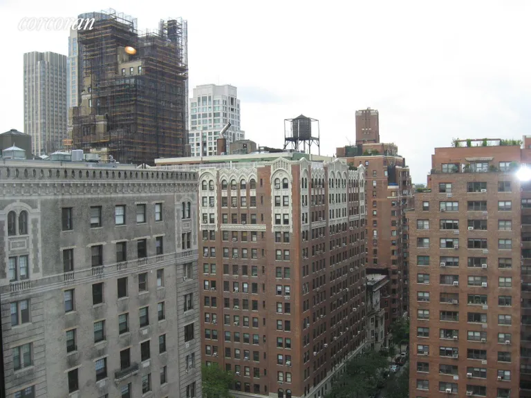 New York City Real Estate | View 253 West 73rd Street, 13E | room 3 | View 4