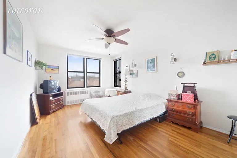 New York City Real Estate | View 2800 Coyle Street, 0402 | room 3 | View 4