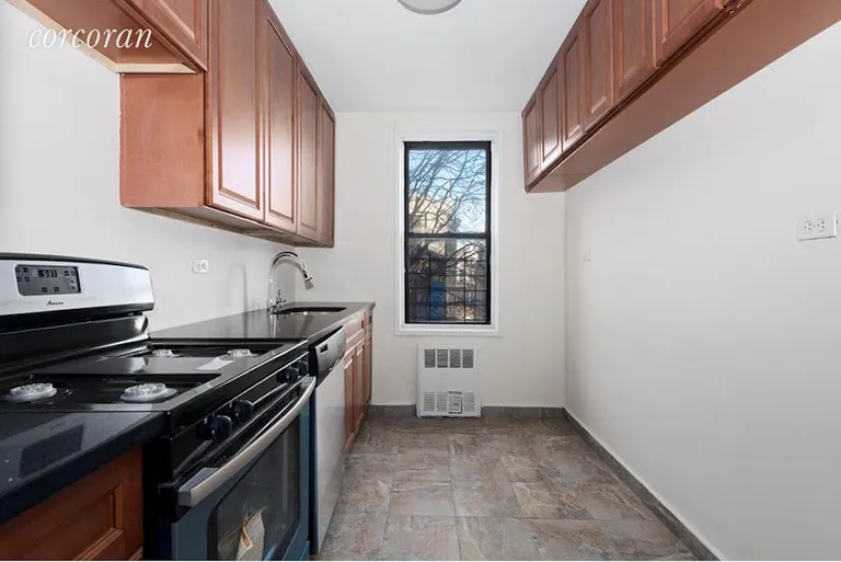 New York City Real Estate | View 540 Ocean Parkway, 22L | room 2 | View 3
