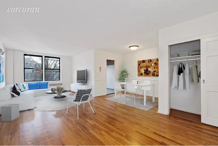 New York City Real Estate | View 540 Ocean Parkway, 22L | 1 Bed, 1 Bath | View 1