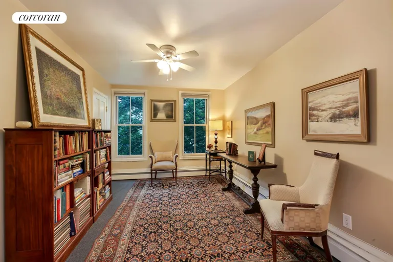 New York City Real Estate | View 28 Jackson Place | Sitting Room | View 4