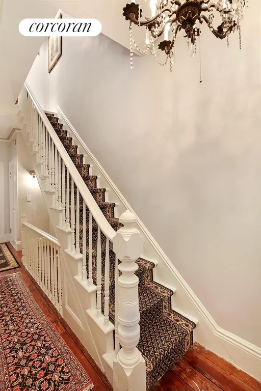 New York City Real Estate | View 28 Jackson Place |  Beautiful Period Detail | View 3