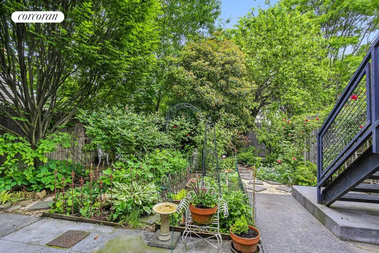 New York City Real Estate | View 28 Jackson Place | Lovely Garden  | View 8