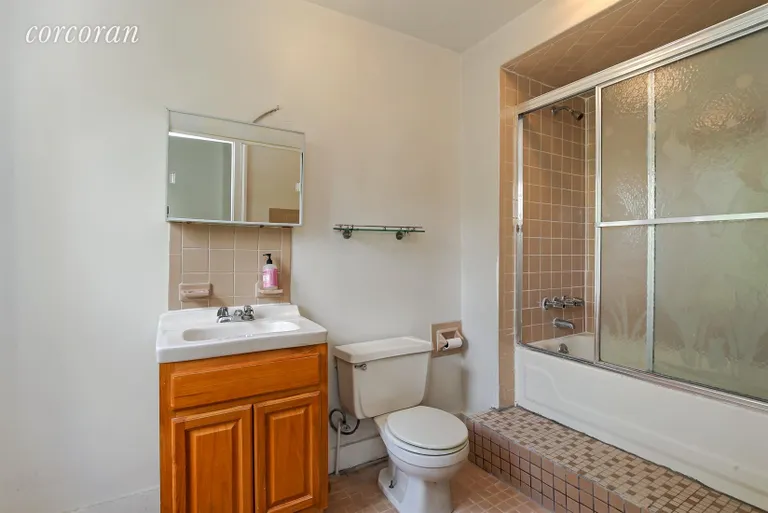 New York City Real Estate | View 91 South Oxford | Bathroom | View 5