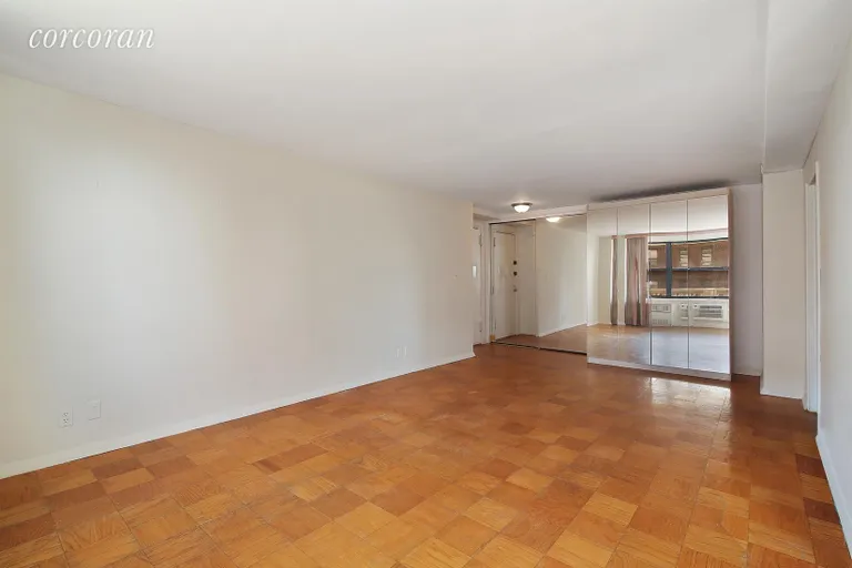 New York City Real Estate | View 40 Brighton 1st Road, 4k | Living Room | View 3